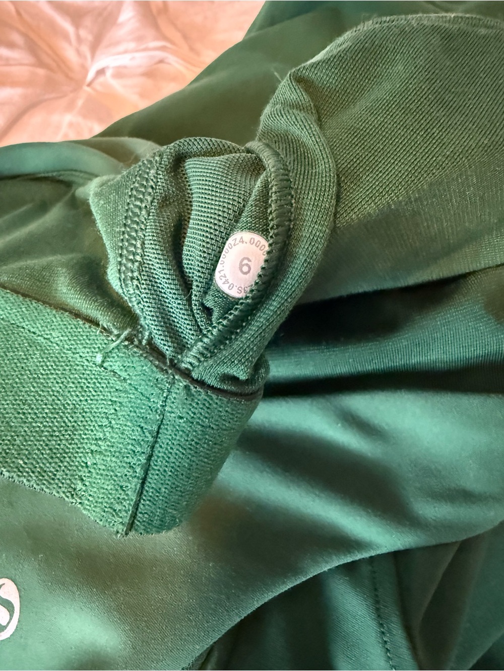 lululemon athletica Deep Green Cropped Athletic Tank and Leggings Set - Picture 4 of 4